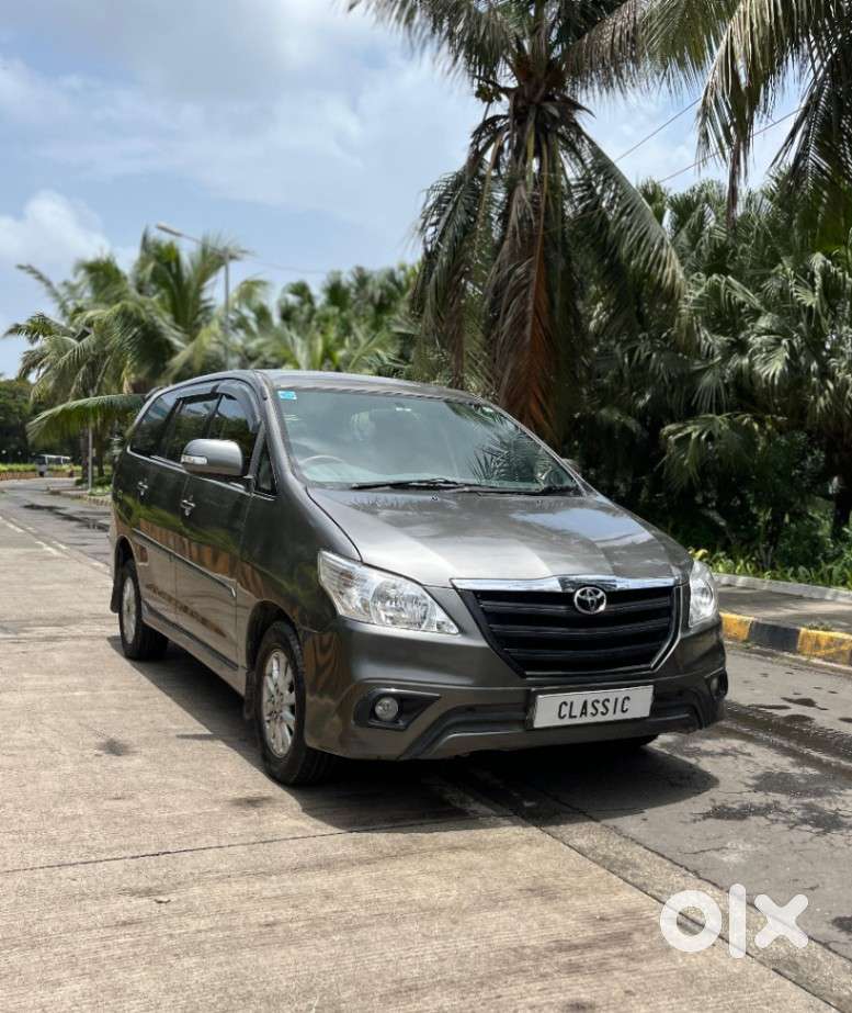 Toyota Innova 2.5 Vx 8 Seater Bs Iv, 2012, Diesel