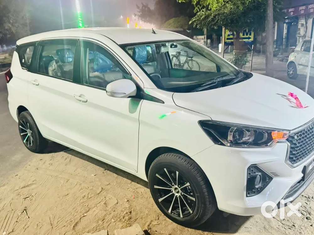 Toyota Rumion 2025 Cng & Hybrids 10000 Km Driven
 Cash Gaddi Hai Ji