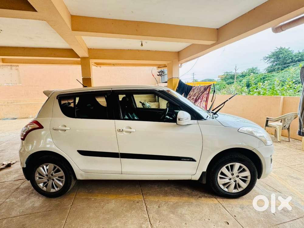 Swift Maruti Suzuki 2015