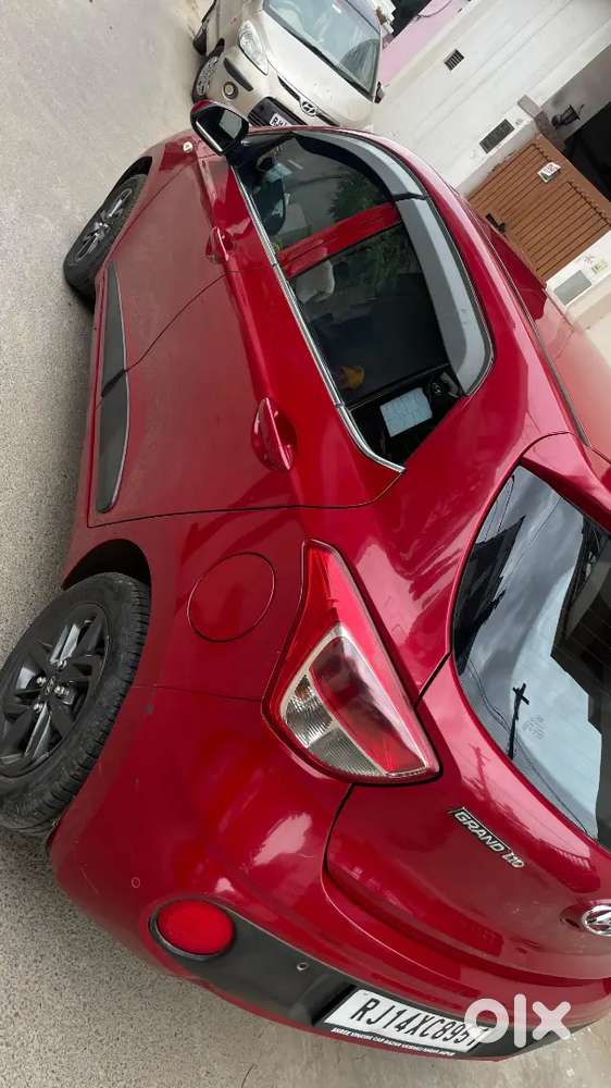 Hyundai Grand I10 2017 Petrol 52000 Km Driven