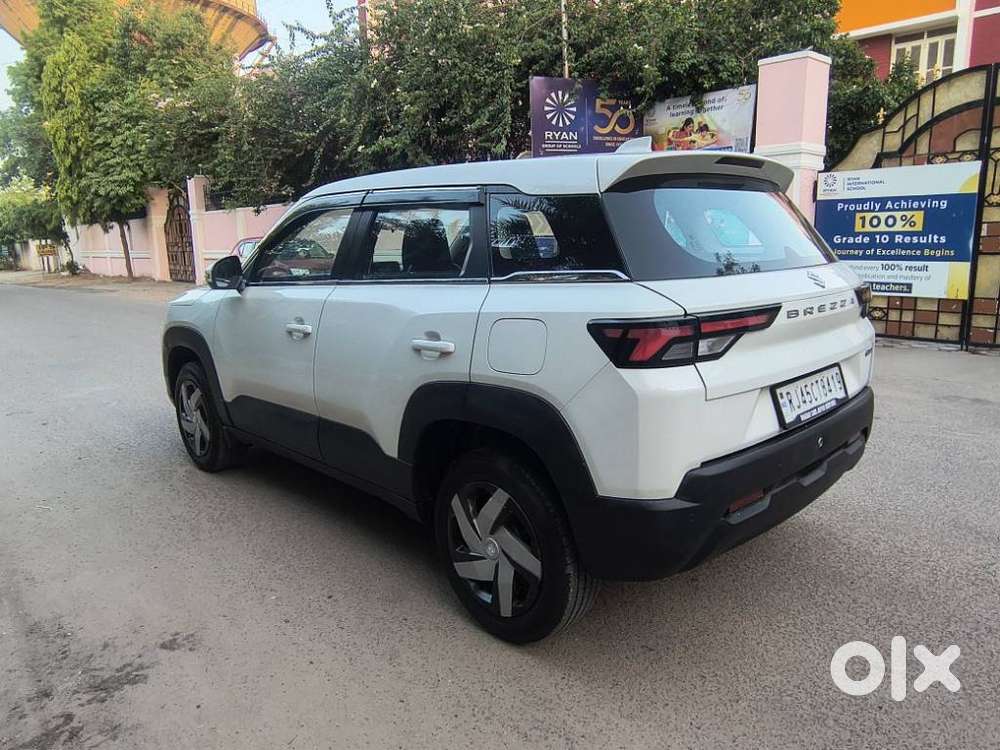 Maruti Suzuki Brezza 1.5 Lxi Smart Hybrid, 2022, Petrol