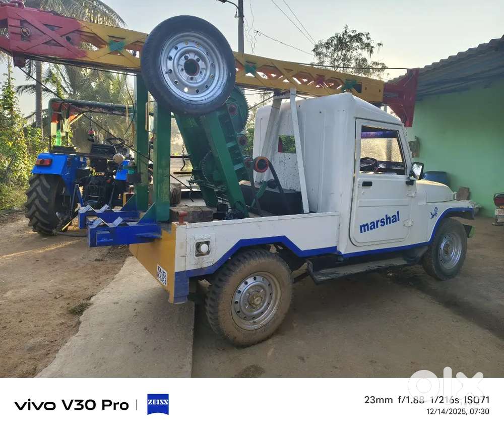 Motor Lifting Jeep