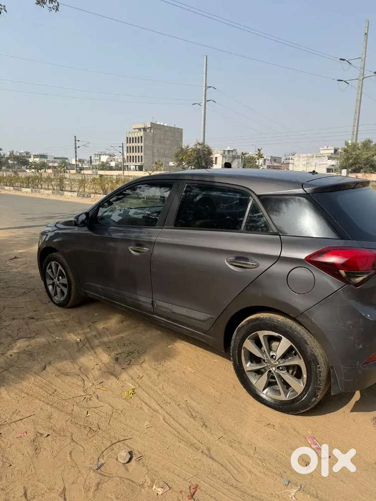 I20 Asta Top Model  New Insurance
Recently Service