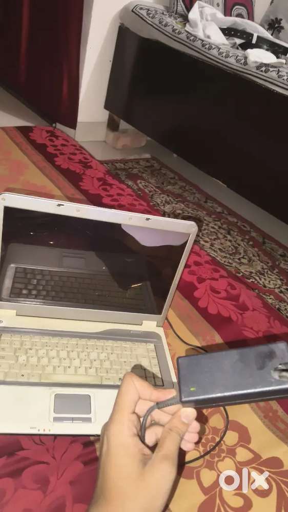 Advent laptop
