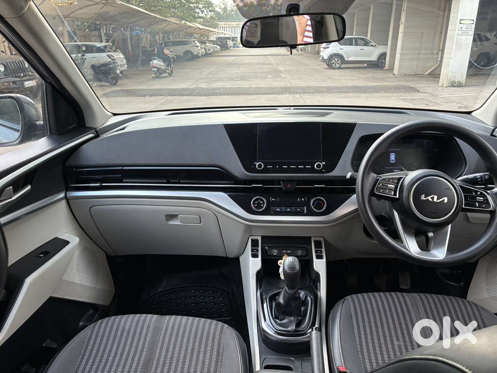 Kia Carens 1.4 Prestige 7 Str, 2022, Petrol