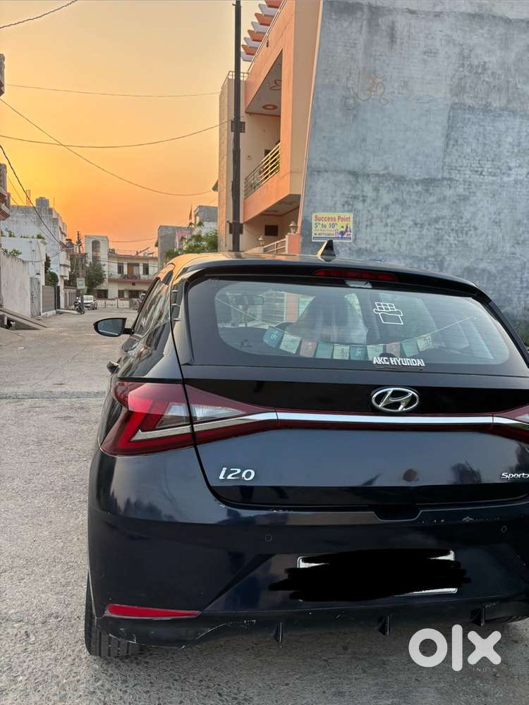 Very Well Maintained New I20 For Sale .