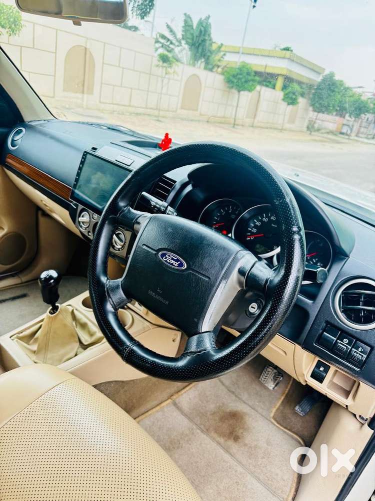 Ford Endeavour Titanium 2.2 4x2, 2013, Diesel