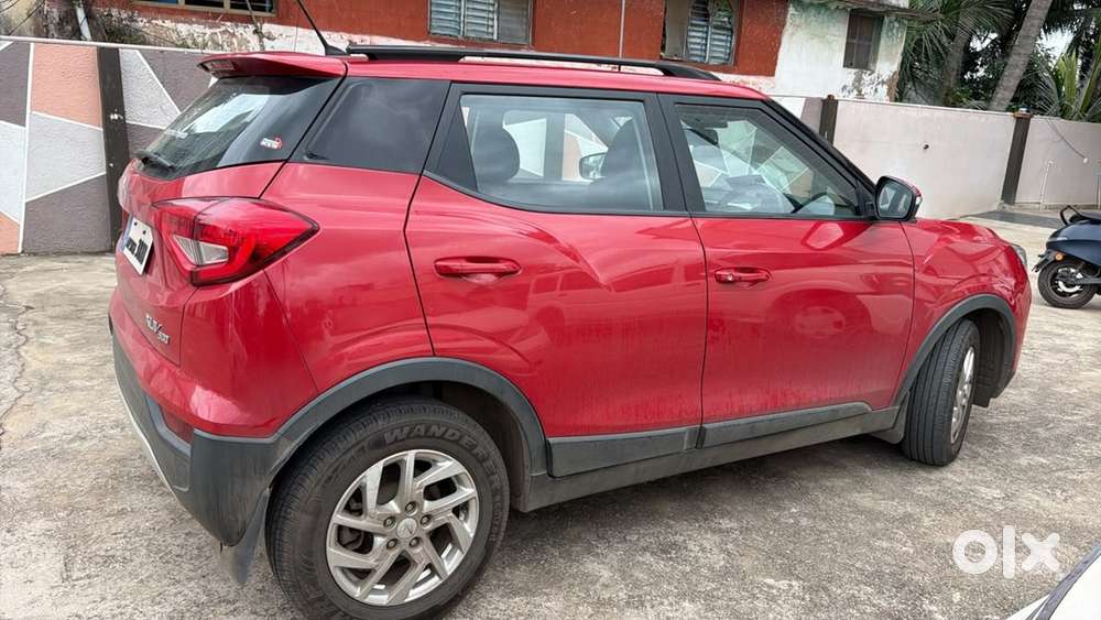 Mahindra Xuv300 2023 Diesel Well Maintained