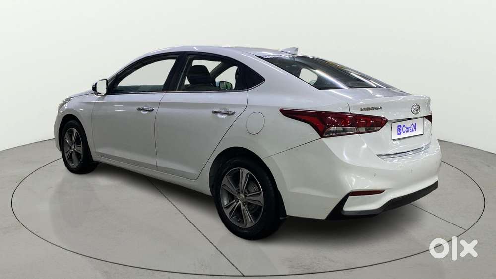 Hyundai Verna 1.6 Sx (o) Vtvt, 2019, Petrol