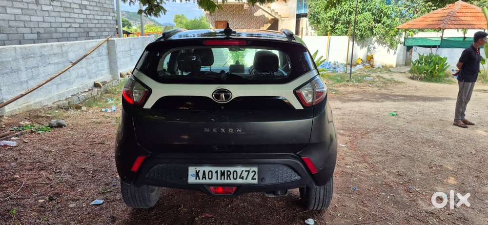 Tata Nexon Petrol Manual 2018