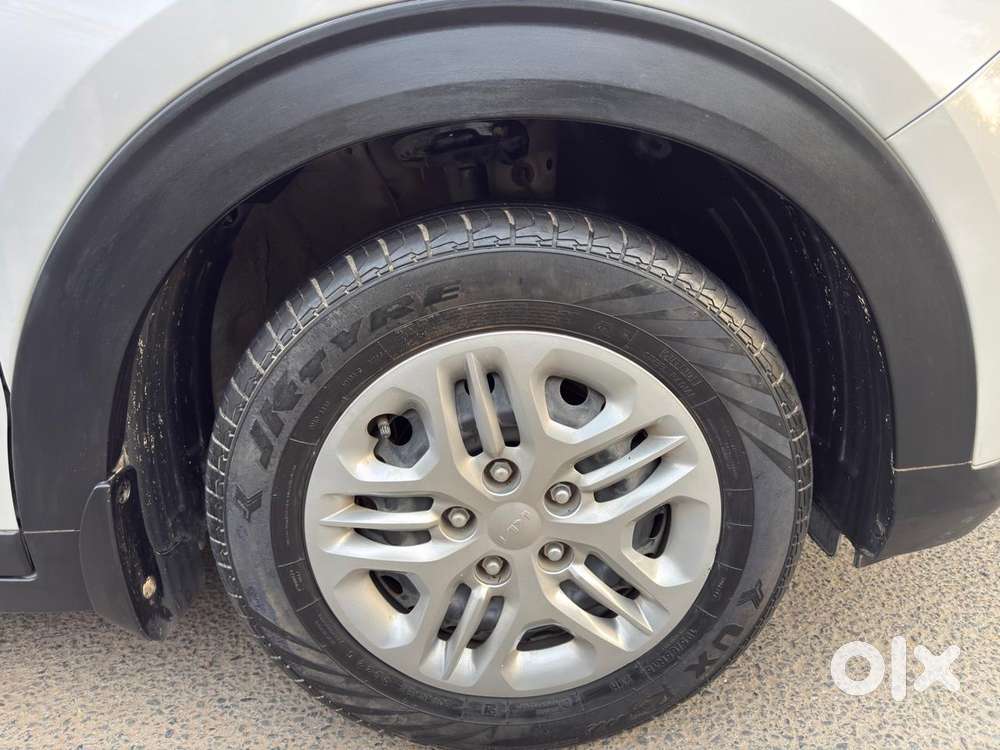 Kia Carens 1.4 Prestige 7 Str, 2022, Petrol