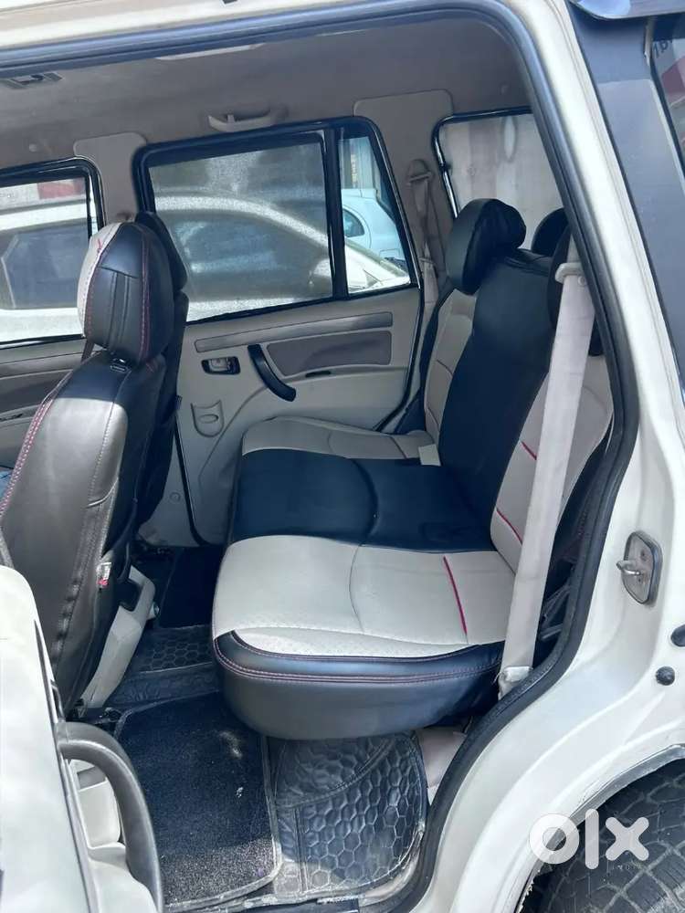 Mahindra Scorpio 2.2 2015