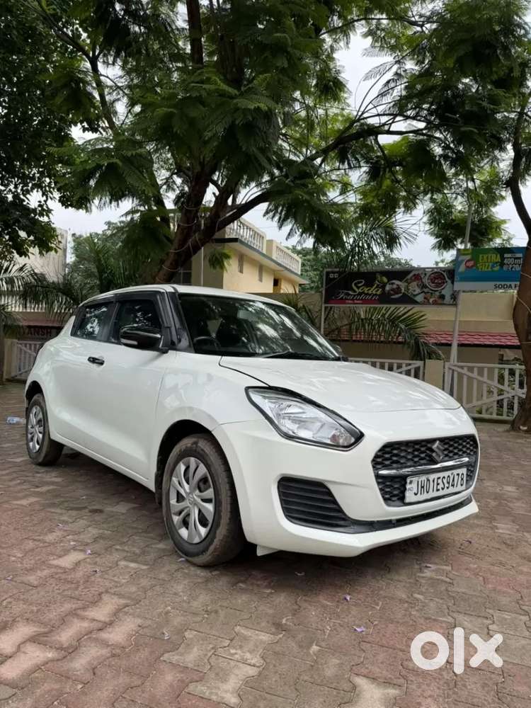 Maruti Suzuki Swift Vxi, 2022, Petrol