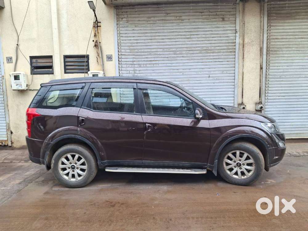 Mahindra Xuv500 2106 Diesel 105000 Km Driven