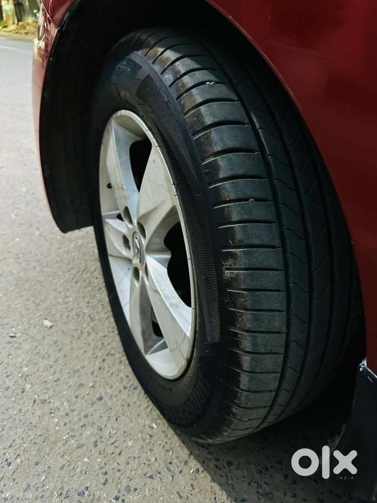 Hyundai New Elantra 2014 August Petrol Well Maintained