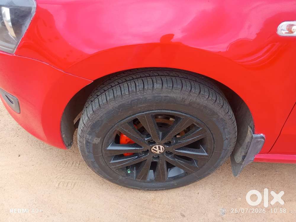Volkswagen Polo Petrol Highline 1.2l, 2013, Petrol