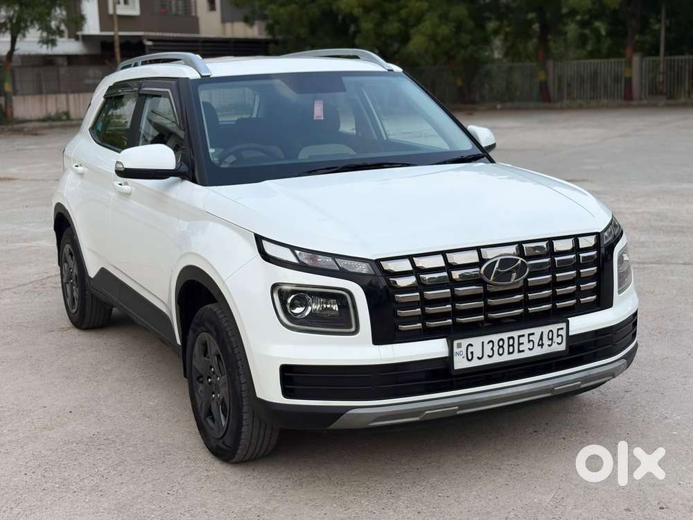 Hyundai Venue 1.2 S Plus, 2023, Petrol