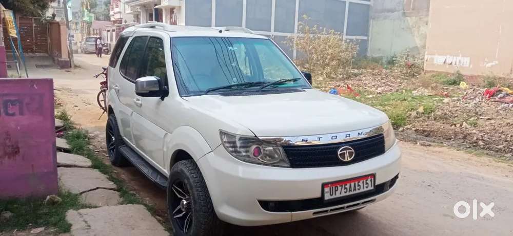 2017 Tata Safari Storme