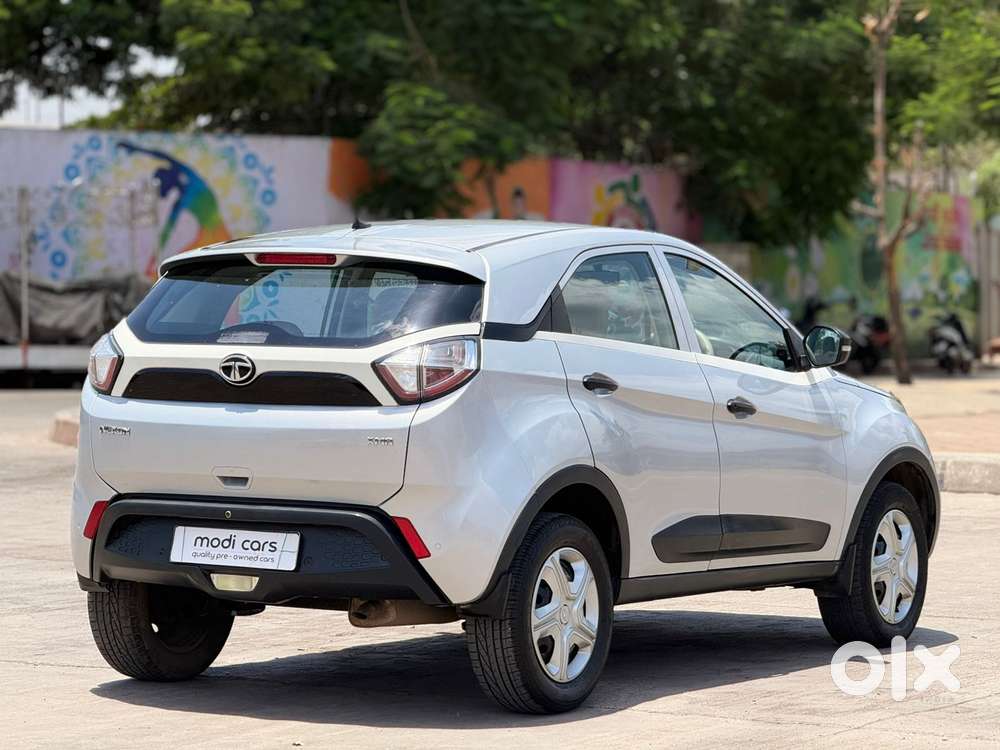 Tata Nexon Amt 1.2 Revotron Xma, 2019, Petrol