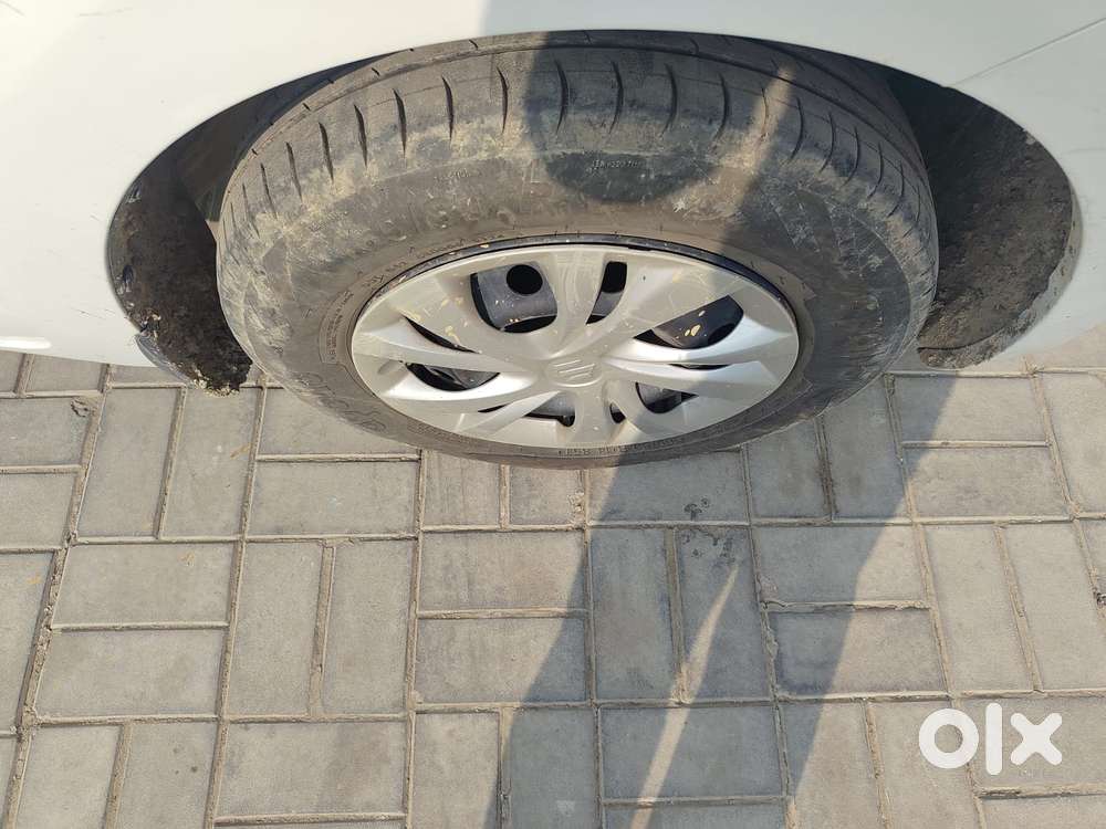 Maruti Suzuki Swift 1.2 Vxi Glory Edition, 2022, Petrol