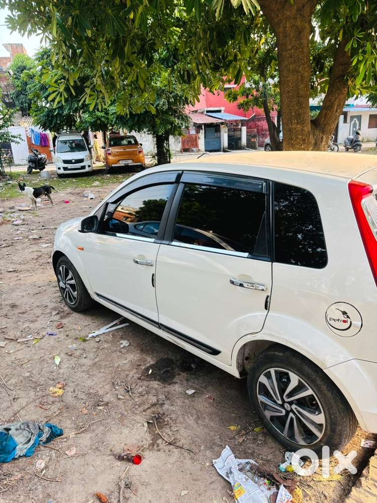 Ford Figo Petrol Lxi 2010