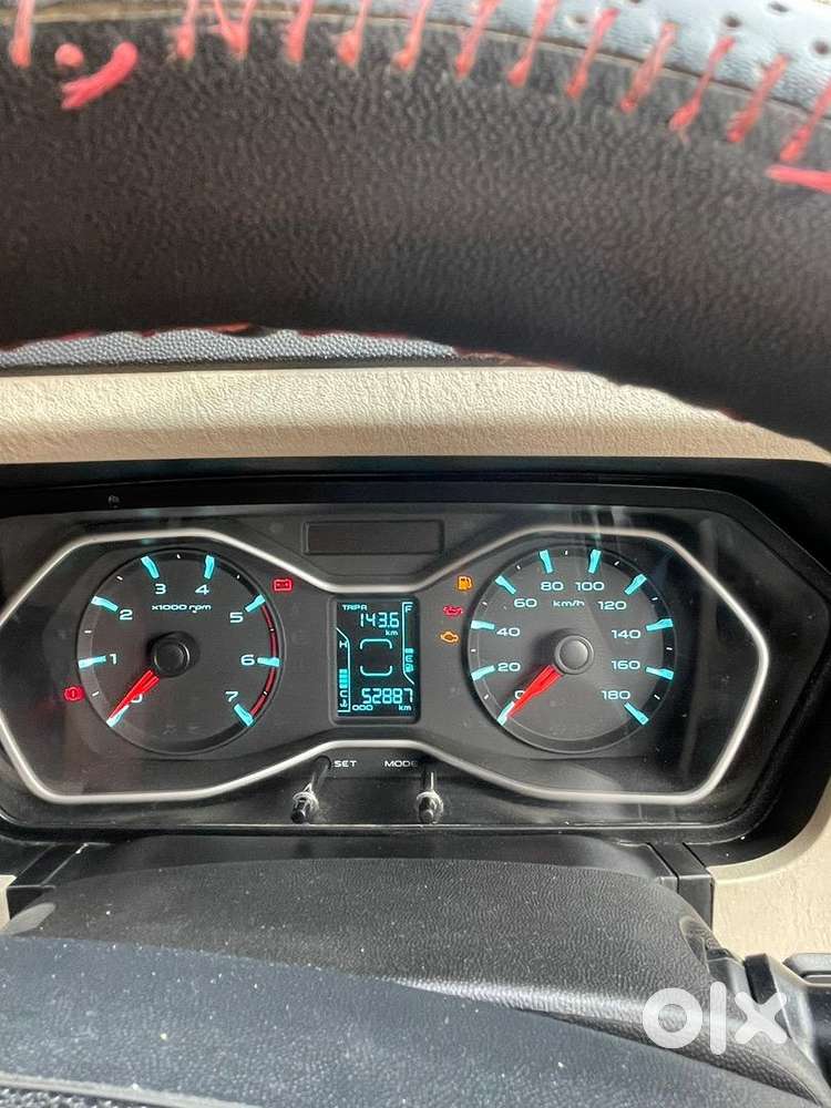 Mahindra Scorpio Classic S11