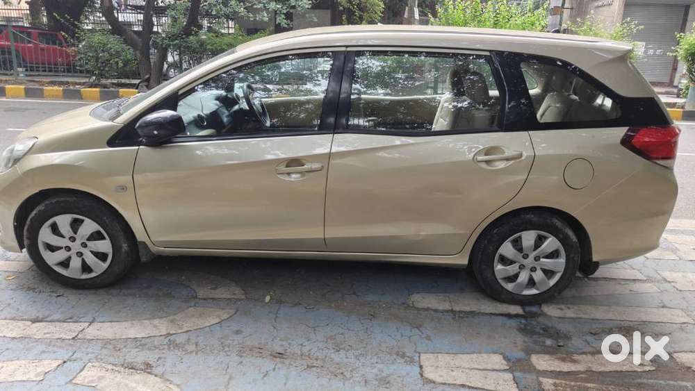 Honda Mobilio S I-vtec, 2014, Cng & Hybrids