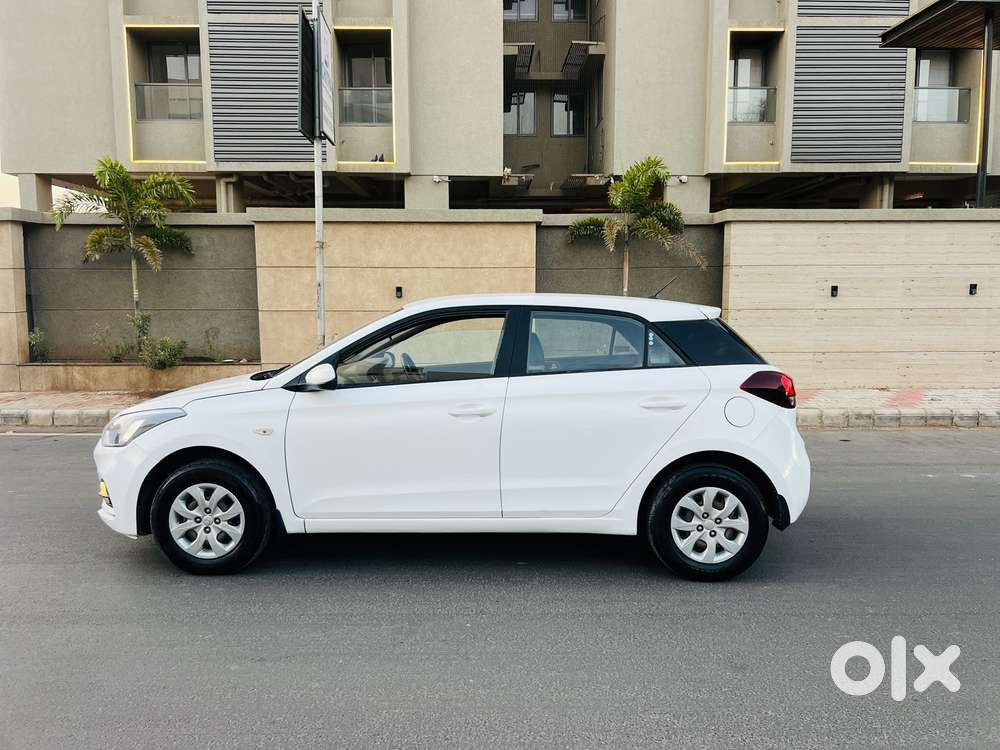 Hyundai I20 Sportz Plus, 2019, Cng & Hybrids