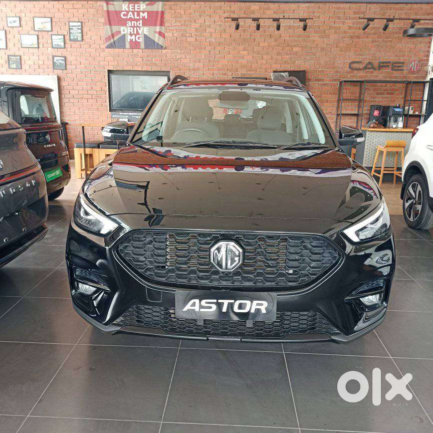 Mg Astor Smart Cvt Black Storm, 2023, Petrol