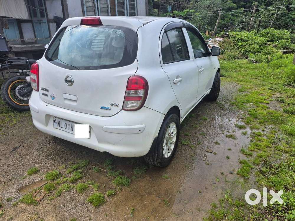 Nissan Micra Active Petrol 61000 Km Driven