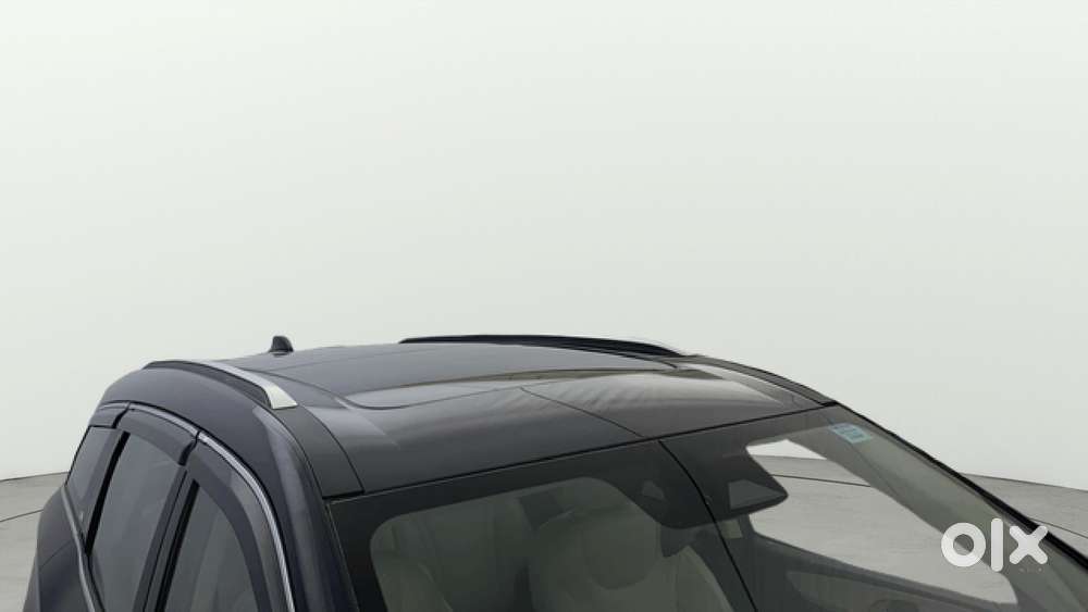 Mahindra Xuv700 2.0 Ax 7 Petrol At Luxury Pack Str, 2023, Petrol