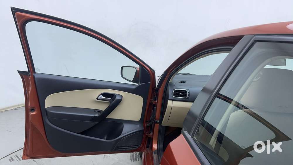 Volkswagen Polo 2009-2013 Petrol Highline 1.2l, 2015, Petrol