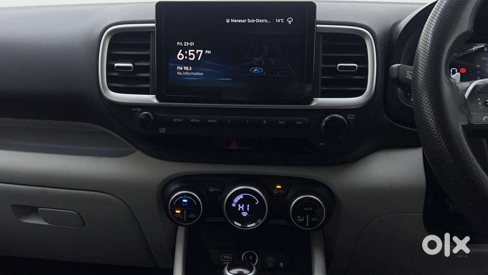 Hyundai Venue 1.0 Sx (o) Turbo Dct, 2023, Petrol