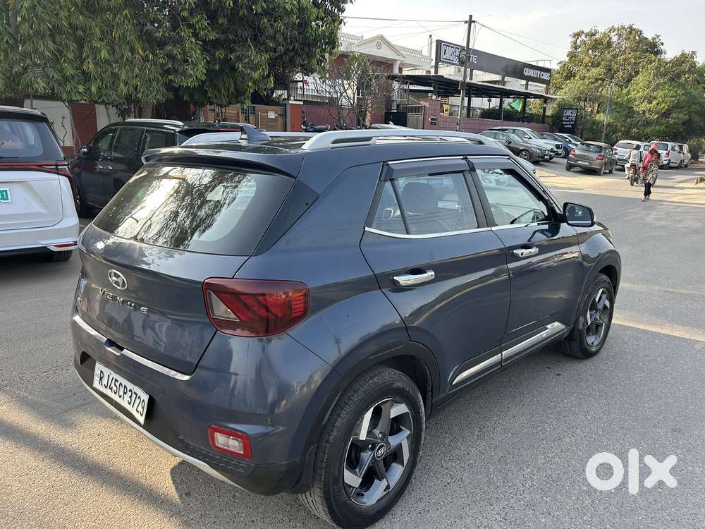 Hyundai Venue Sx Mt, 2021, Diesel