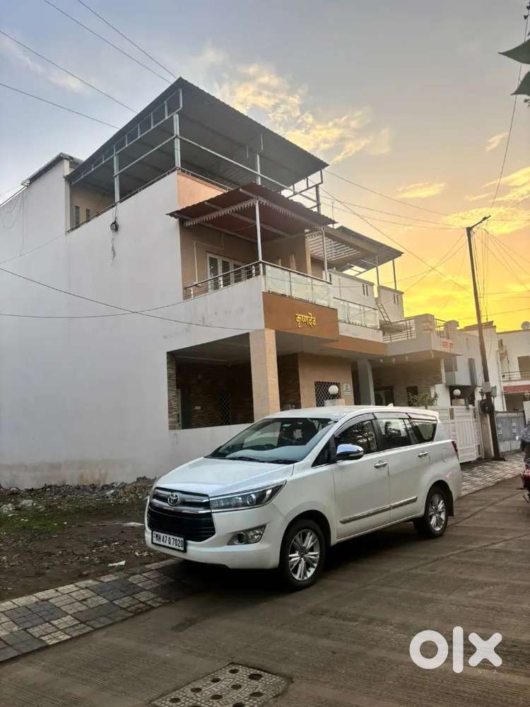 Toyota Innova Crysta Z 2016 Diesel Well Maintained