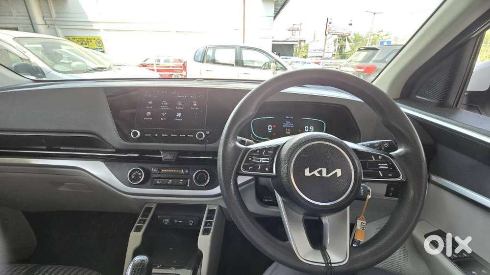 Kia Carens 1.5 Prestige 7 Str, 2023, Petrol