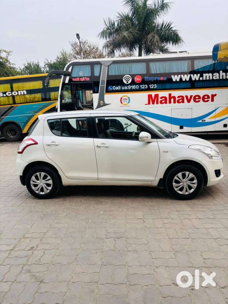 Maruti Suzuki Swift 1.2 Vxi (o), 2012, Petrol