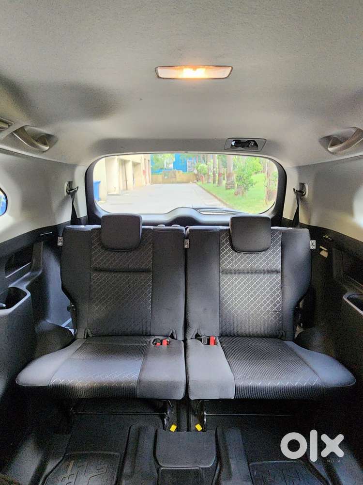 Toyota Innova Hycross 7s Option, 2024, Petrol
