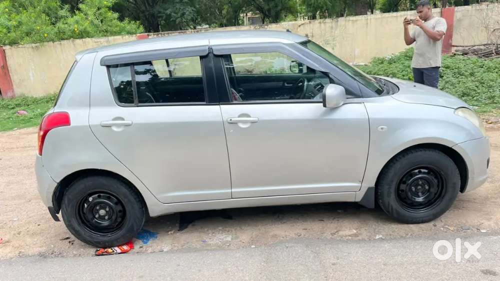 Swift Maruti Suzuki 2009 2nd Owner