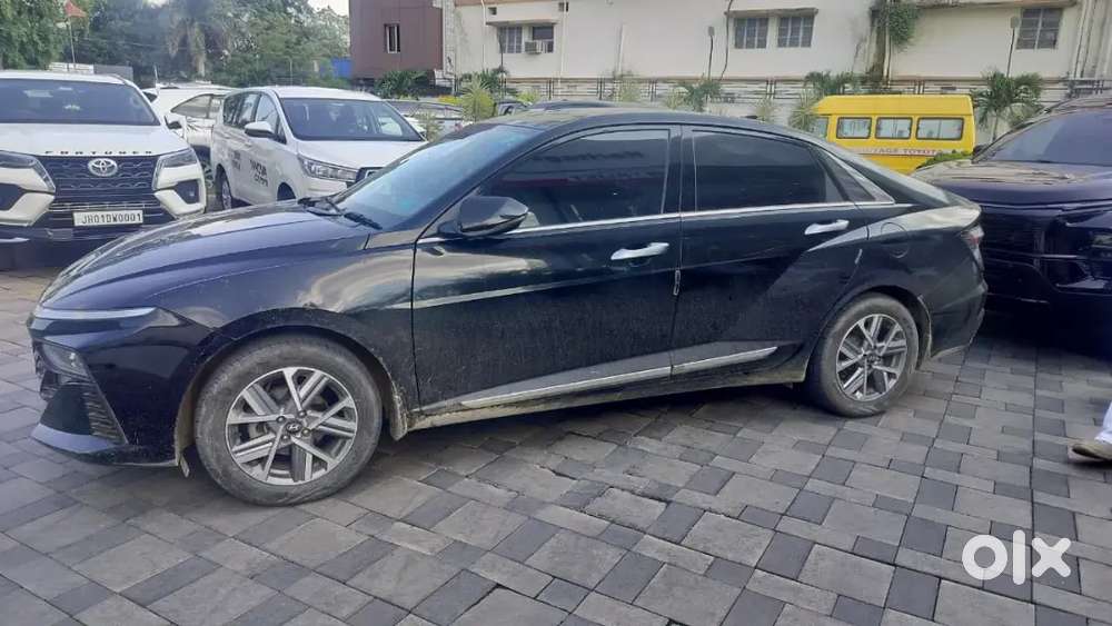 Hyundai Verna Sx(o) 2023 Petrol At
