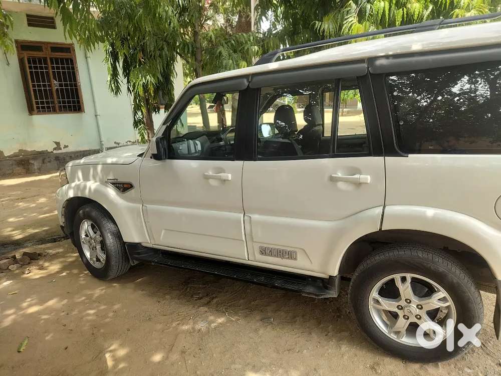 Mahindra Scorpio December 2016 Diesel Good Condition