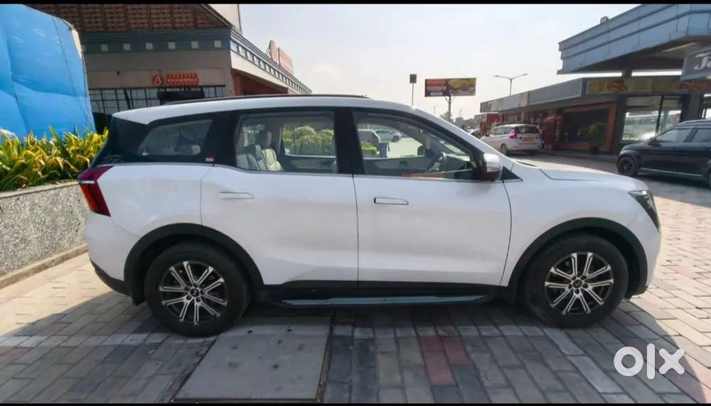 Mahindra Xuv700 Diesel Mt 2025