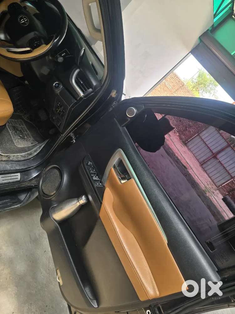 Toyota Fortuner 2013 Diesel 125000 Km Driven