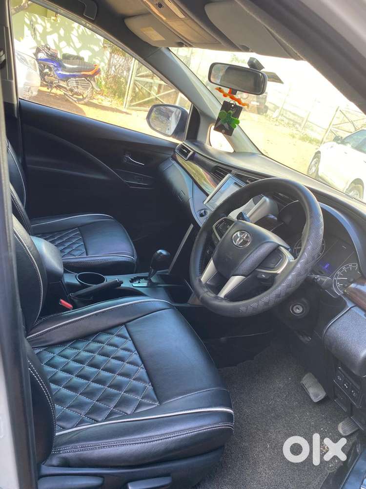 Toyota Innova Crysta