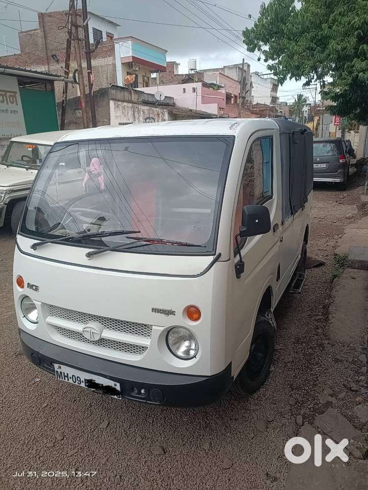 7 + 1 Seater