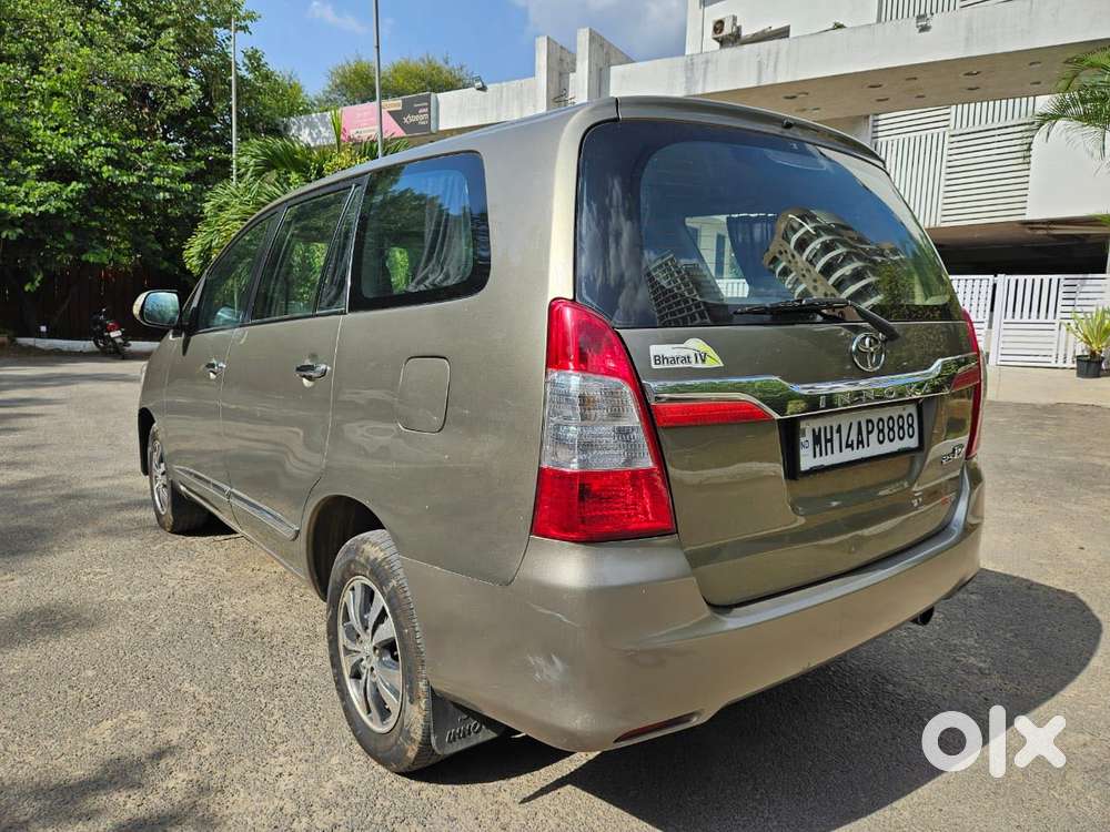 Toyota Innova 2.5 V Diesel 7-seater, 2006, Diesel