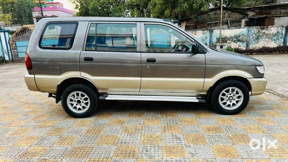 Chevrolet Tavera Lt 9 Seater, 2011, Diesel