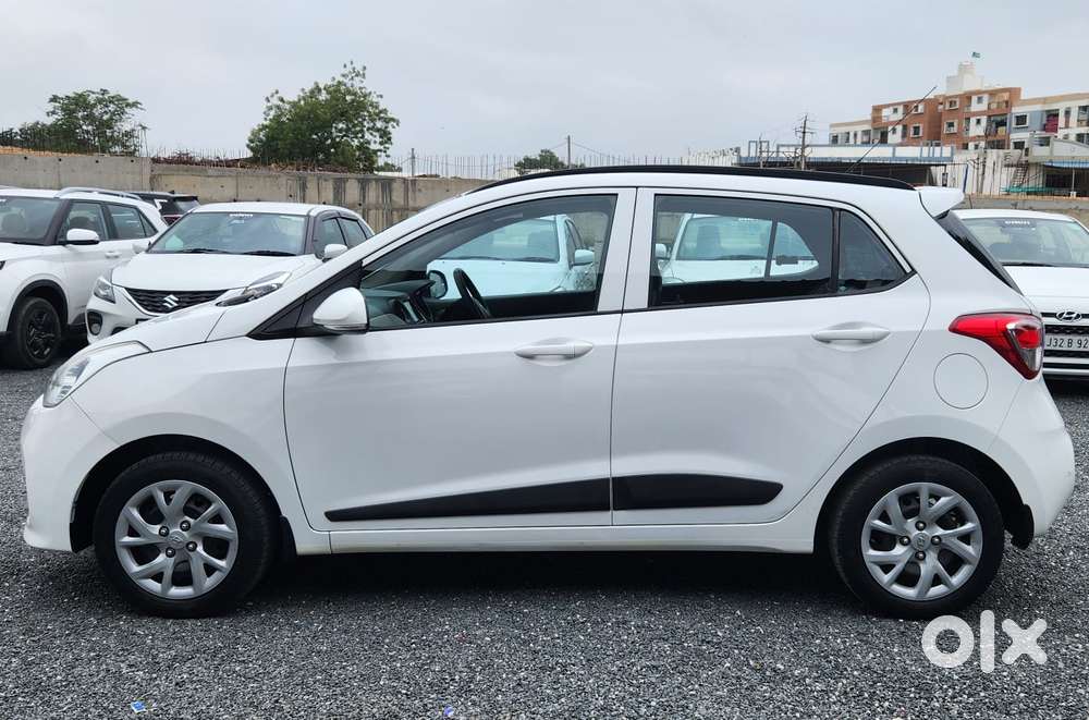 Hyundai Grand I10 Sportz(o) 1.2 Mt, 2019, Petrol