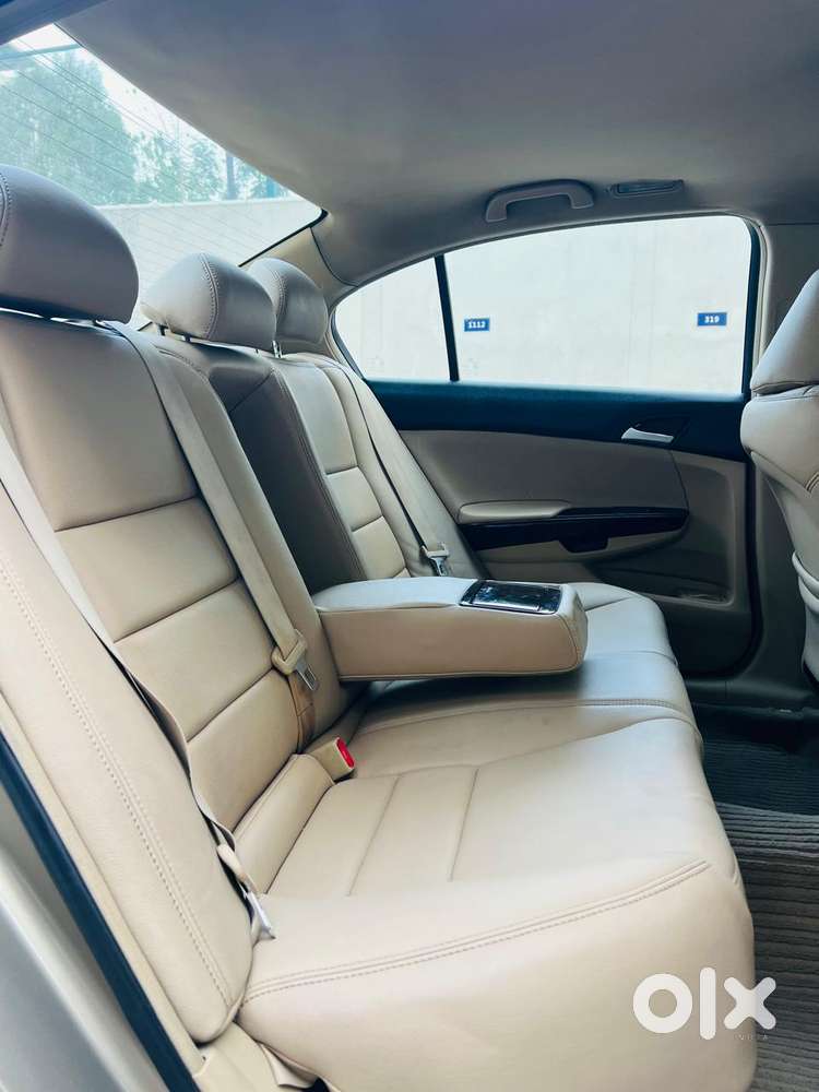 Honda Accord 2.4 Manual, 2008, Petrol