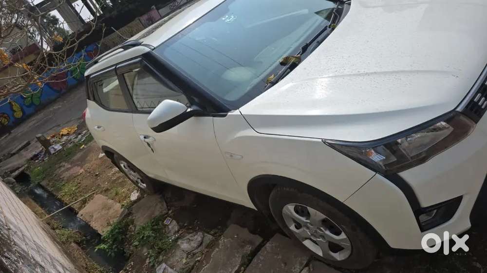 Mahindra Xuv300 2023 Petrol 23000 Km Driven